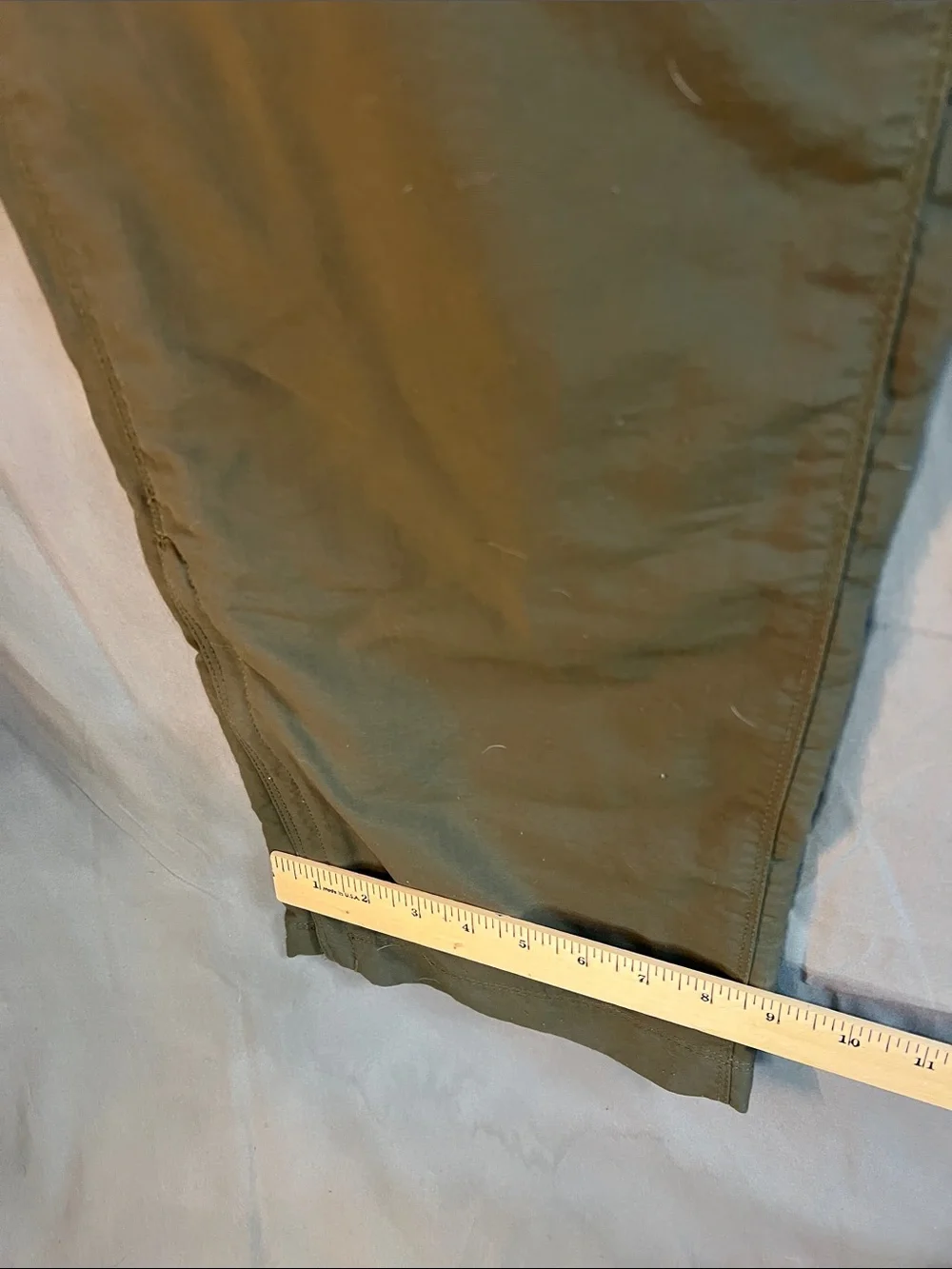 North face Olive Green Convertible cargo waterproof men’s LG
